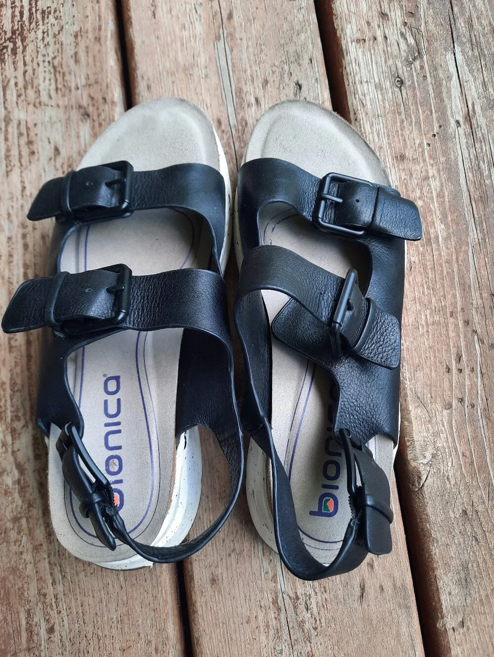Bionica Olin Black Leather Slingback Ankle Strap Buckle Wedge Sandals Size 9
